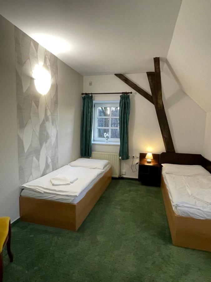 Hotel Bechneruv Statek Lány Esterno foto